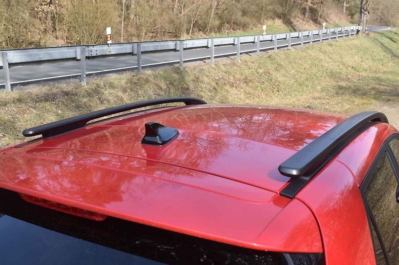 Kia Stonic je dostupné a dobře jezdící malé rodinné auto.