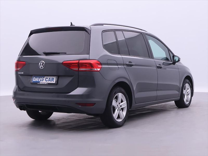 Volkswagen Touran 2,0 TDI 110kW DSG LED 1.Maj. - fotka 6 z 35