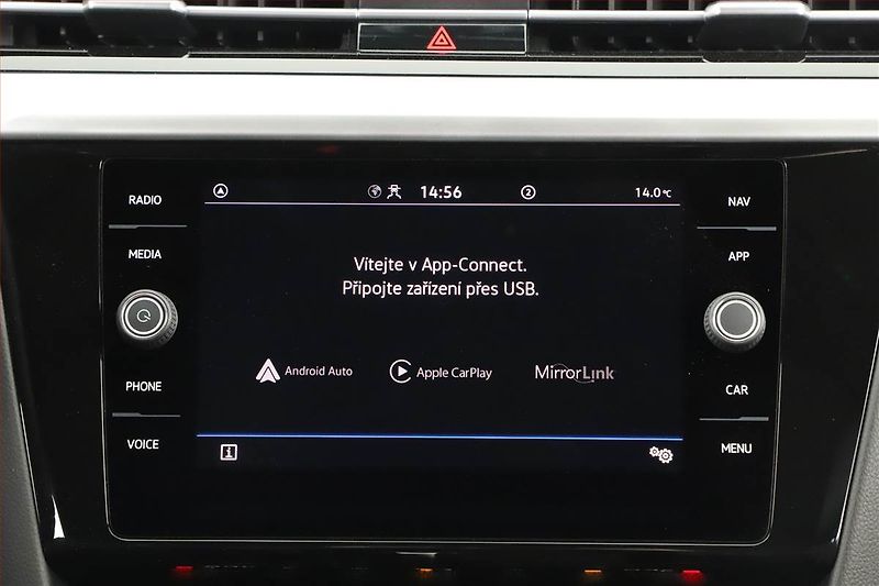 Volkswagen Arteon (2023) R-line 2.0 TDI - fotka 17 z 20