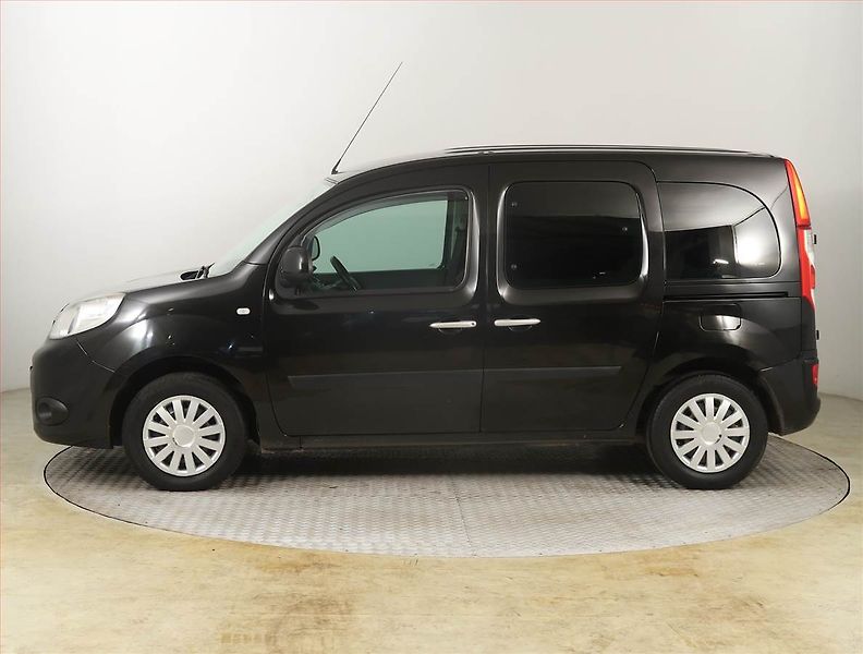 Renault Kangoo (2017) 1.5 dCi, 5Míst, ČR, 1Maj, DPH - fotka 3 z 19