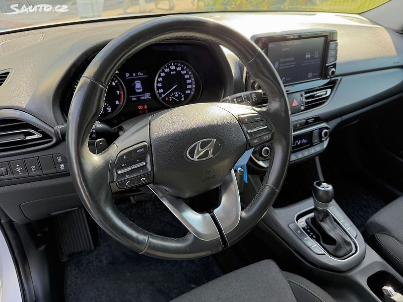 Hyundai i30 1.5 t-gdi 118 kw/automat/DPH - fotka 14 z 20