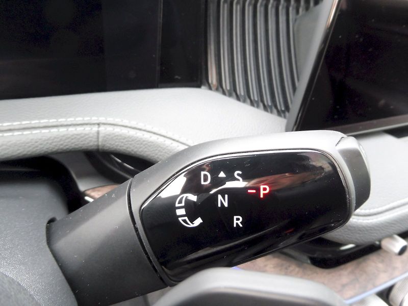 Škoda Superb (2025) Combi L&K 2,0 TDI 110kW DSG - fotka 20 z 30