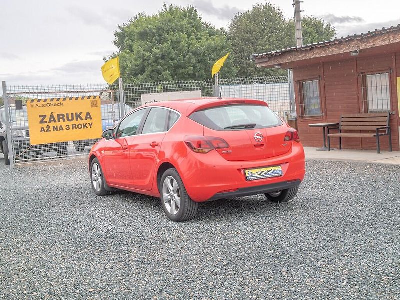 Opel Astra (2010) 1.7D 81KW – 2x KOLA - fotka 7 z 44