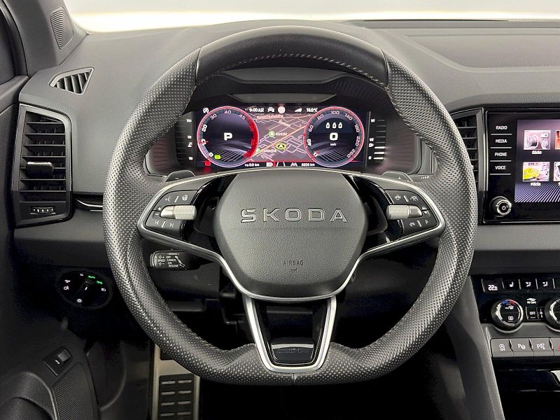 Škoda Karoq (2026) DSG 2.0TDI 110kW 4x4 SportLine - fotka 9 z 36