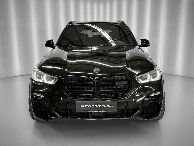 BMW X5 M50i 457KW COMPETITION, VZDUCH - fotka 2 z 25