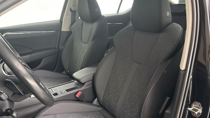 Škoda Octavia 2.0 TDI DSG 4x4 Style - fotka 15 z 25