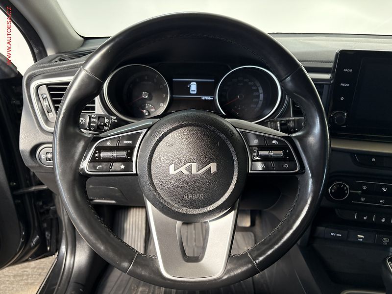 Kia Ceed (2023) 1.5 T-GDi SW, 2.maj,ČR, Spin - fotka 15 z 16