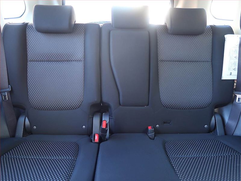 Mitsubishi Outlander (2018) Intense 2.0, 4X4, Automat - fotka 10 z 17
