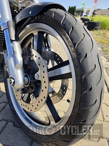 Harley-Davidson VRSCF V-Rod Muscle (2010) ABS - fotka 11 z 18