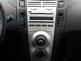 Toyota Yaris (2007) 1.1VVT-i, ČR, AC - náhled 12