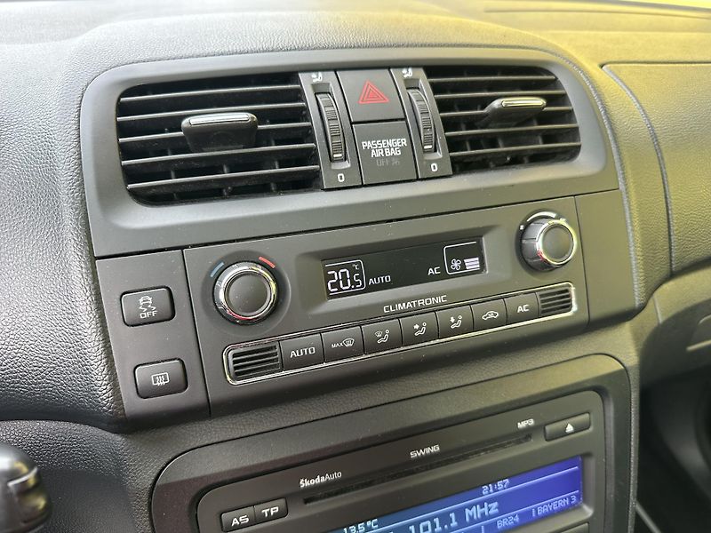 Škoda Roomster (2010) SCOUT 1.6TDI/77kW * 2.Maj. - fotka 11 z 27