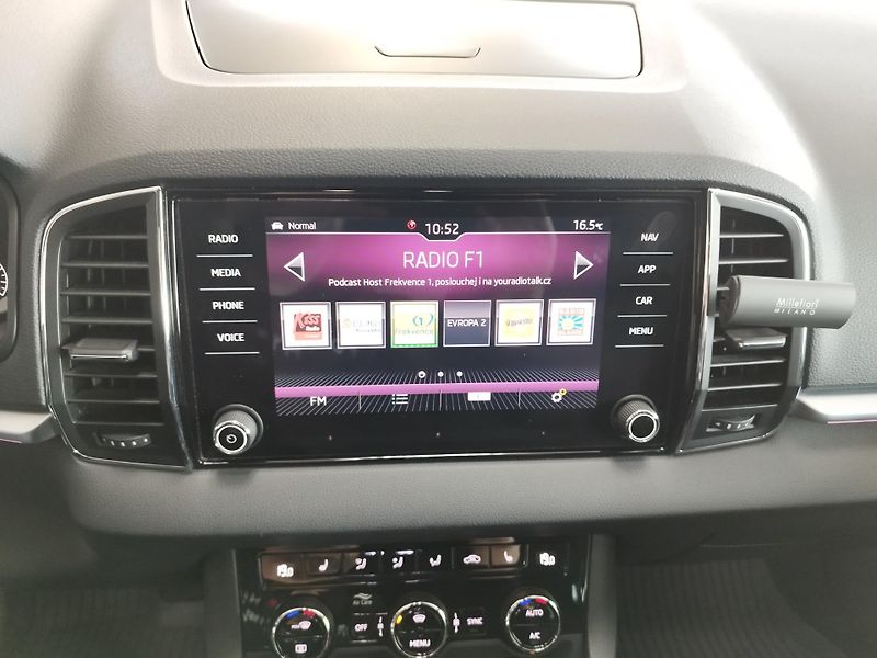 Škoda Karoq (2019) 1,6TDi 85KW DSG LED NAVI ALU - fotka 27 z 34
