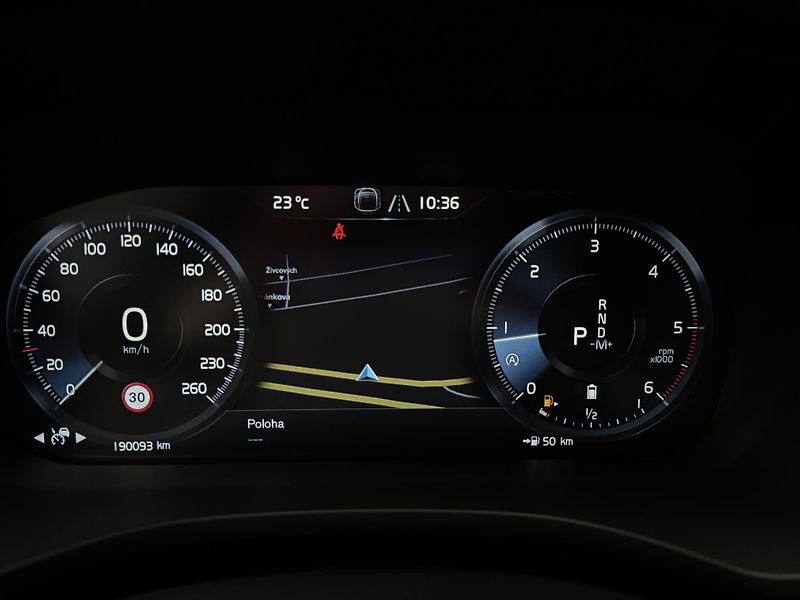Volvo XC60 B4 AWD INSCRIPTION  - fotka 16 z 55