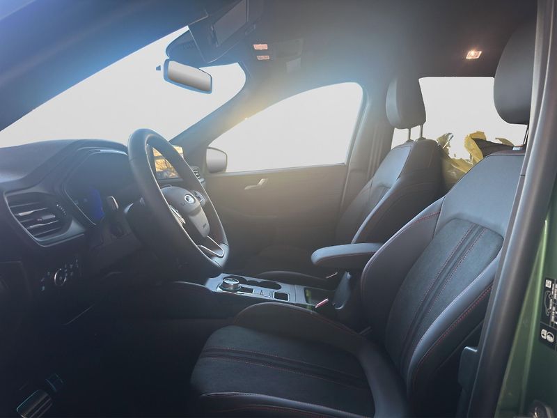 Ford Kuga (2026) 2,5 Duratec Hybrid HEV ST-Line - fotka 6 z 7