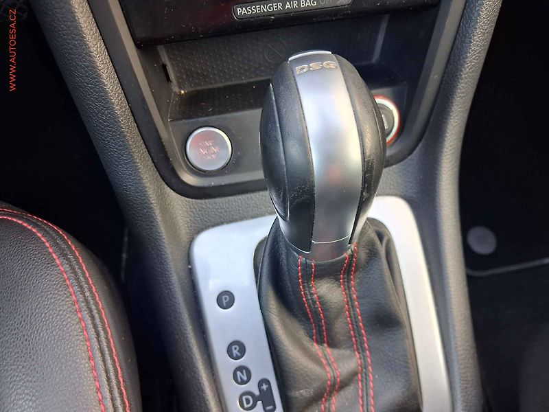 Seat Alhambra (2017) 1.4 TSi, FR, bixen, TZ, DSG - fotka 13 z 23