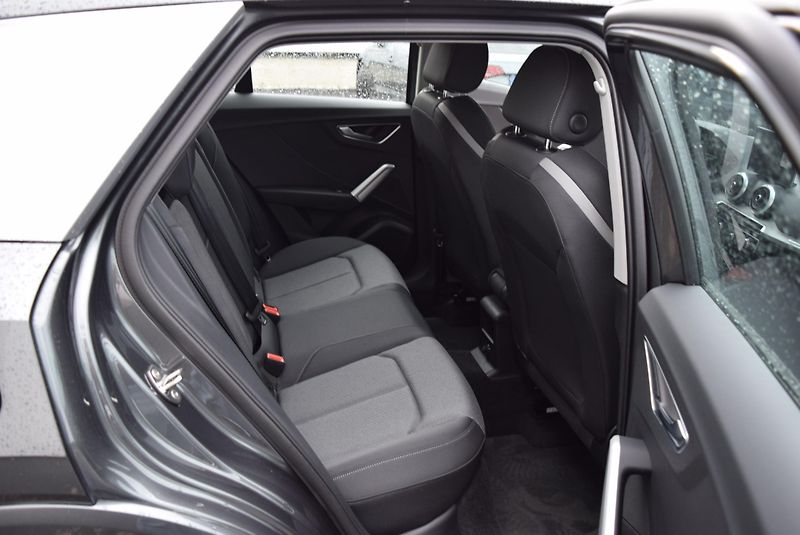 Audi Q2 (2025) 1.5TSI 110kw 35TFSI S-LINE NAV - fotka 42 z 46