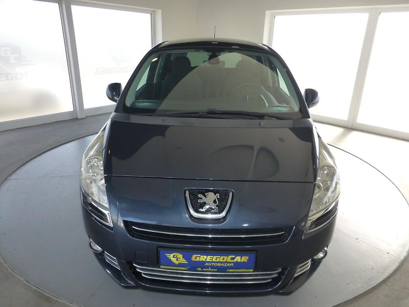 Peugeot 5008 (2013) 2,0HDI-110KW**PANORAMA**VYHŘ.S - fotka 3 z 34