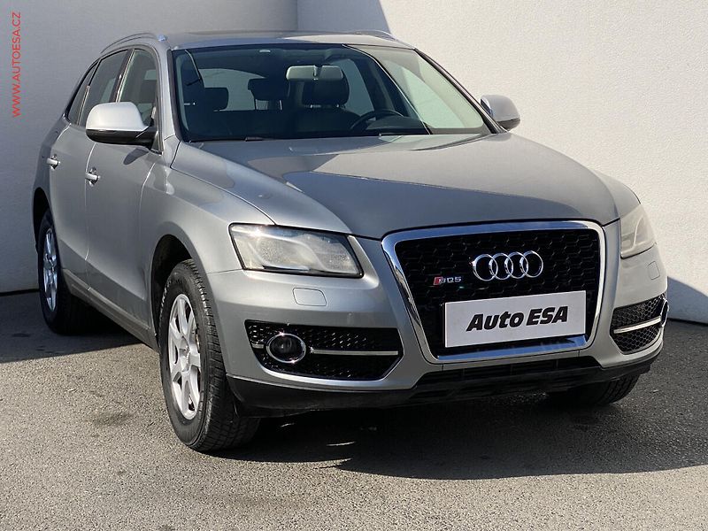 Audi Q5 (2009) 2.0 TFSi quattro, AT, bixen - fotografie inzerátu