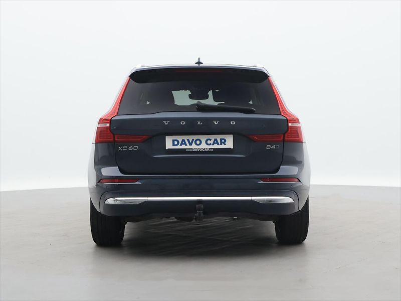 Volvo XC60 2,0 B4 AWD CZ Inscription DPH - fotka 6 z 33