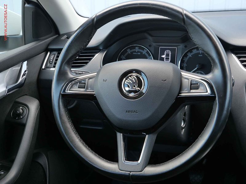 Škoda Octavia (2018) 1.4 TSi, ČR - fotka 11 z 24