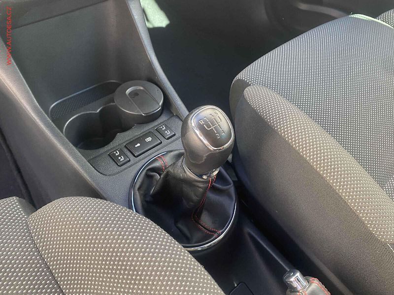 Škoda Fabia (2014) 1.2 TSi, Monte Carlo - fotka 16 z 17
