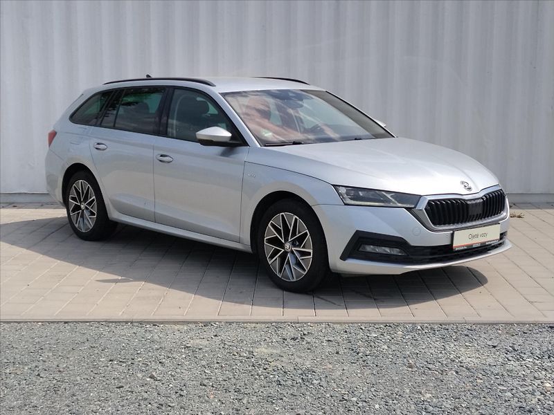 Škoda Octavia 2,0   Ambiente nezávislé topen - fotka 3 z 30