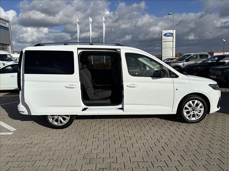 Ford Tourneo Connect 2,0 EcoBlue 90kW Titanium L2 - fotka 14 z 50