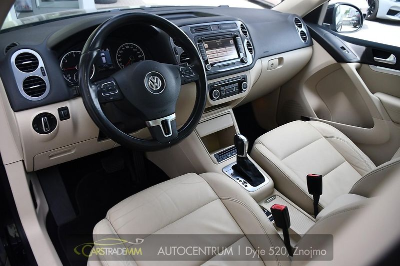 Volkswagen Tiguan 2.0TDi 103kW PANO TAŽNÉ - fotka 10 z 54