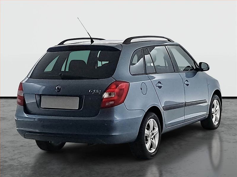 Škoda Fabia (2009) Elegance 1.6 16V, Tempomat - fotka 5 z 17
