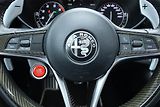 Alfa Romeo Giulia (2017) 2.0 Turbo - náhled 22
