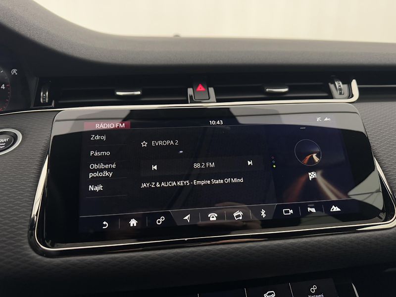 Land Rover Range Rover Evoque 2.0d*4x4*R-Dynamic*132kw* - fotka 25 z 30