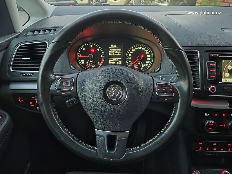 Volkswagen Sharan (2014) 2.0TDi 130KW Comfortline CUP - fotka 23 z 48