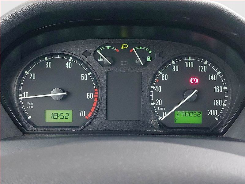 Škoda Fabia (2003) 1.2, LPG, nová STK, Tažné - fotka 11 z 13