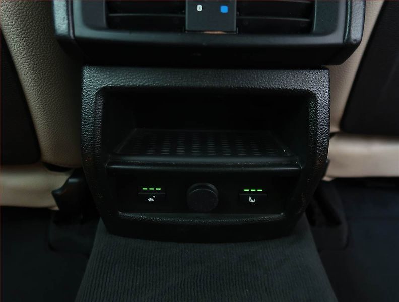 BMW X3 (2012) xDrive35d, 4X4, Automat, ČR - fotka 26 z 27