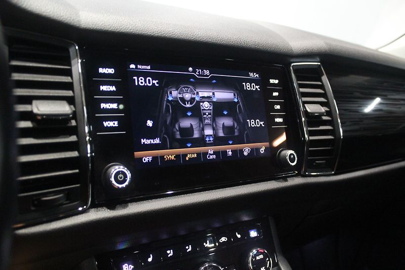 Škoda Kodiaq (2019) Scout 4x4 140kW Webasto - fotka 21 z 27