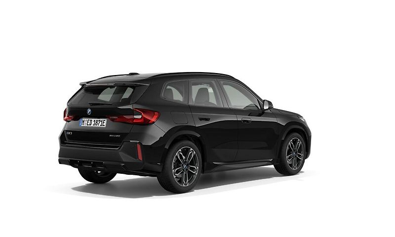 BMW iX1 eDrive20 MSport - fotka 2 z 4
