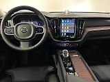 Volvo XC60 2.0  B4 4x4 ULTIMATE - náhled 30