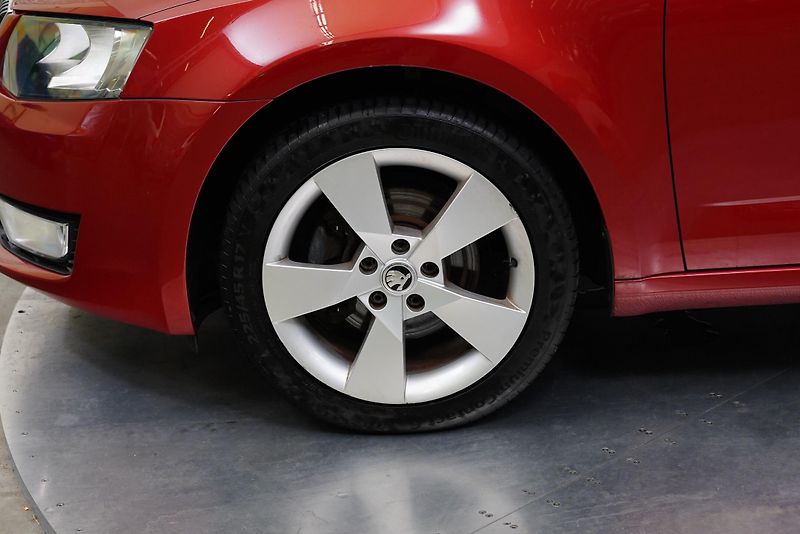 Škoda Octavia - fotka 10 z 25