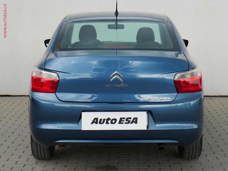 Citroën C-Elysée (2015) 1.6 HDi, ČR, AC, tempo, park - fotka 5 z 15