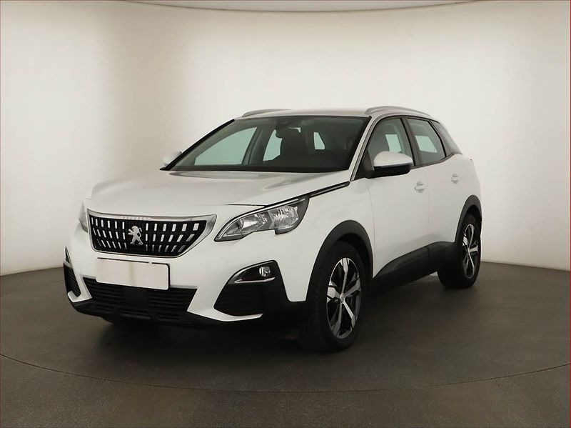 Peugeot 3008 (2018) 1.2 PureTech, ČR,1.maj - fotka 2 z 14