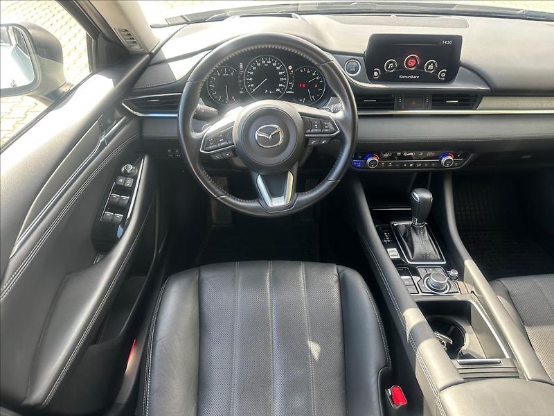 Mazda 6 2,5 i G194 A/T REVOLUTION TOP - fotka 18 z 32