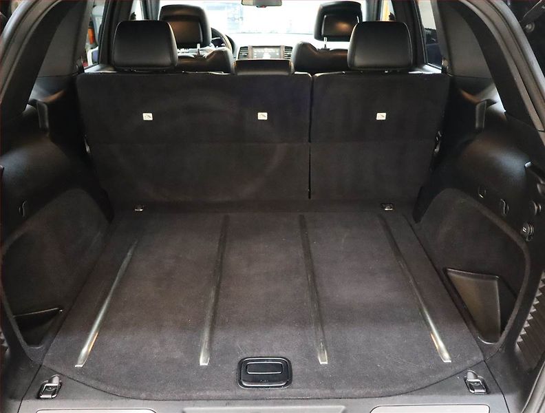 Jeep Grand Cherokee (2015) 3.6 V6, 4X4, Automat, Kůže - fotka 14 z 23