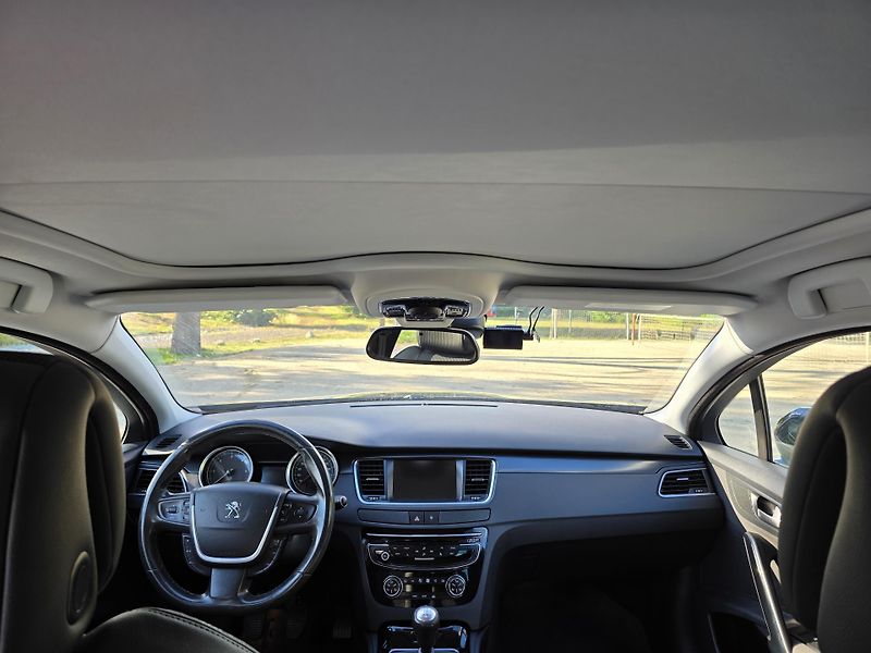 Peugeot 508 (2016) Peugeot 508 SW 2.0 HDi 110 kW  - fotka 14 z 27