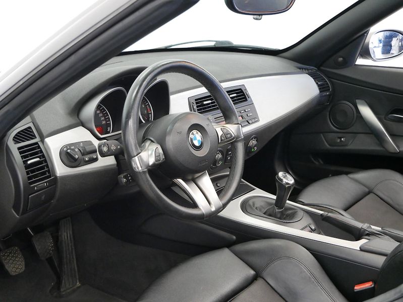 BMW Z4 - fotka 14 z 21