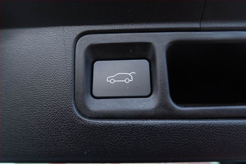Dongfeng T5 EVO (2024) Exclusive 1.5 Turbo - fotka 26 z 28