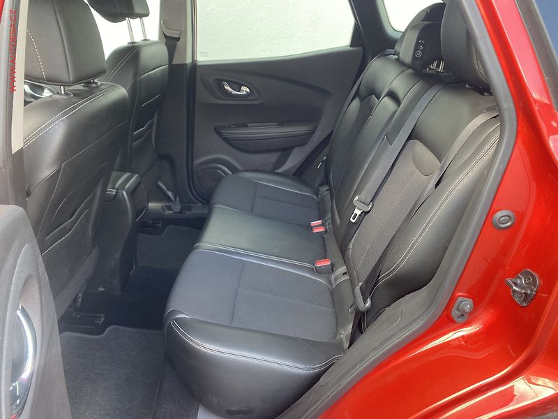 Renault Kadjar (2016) 1.2 TCe, Intense, LED, TZ - fotka 10 z 17