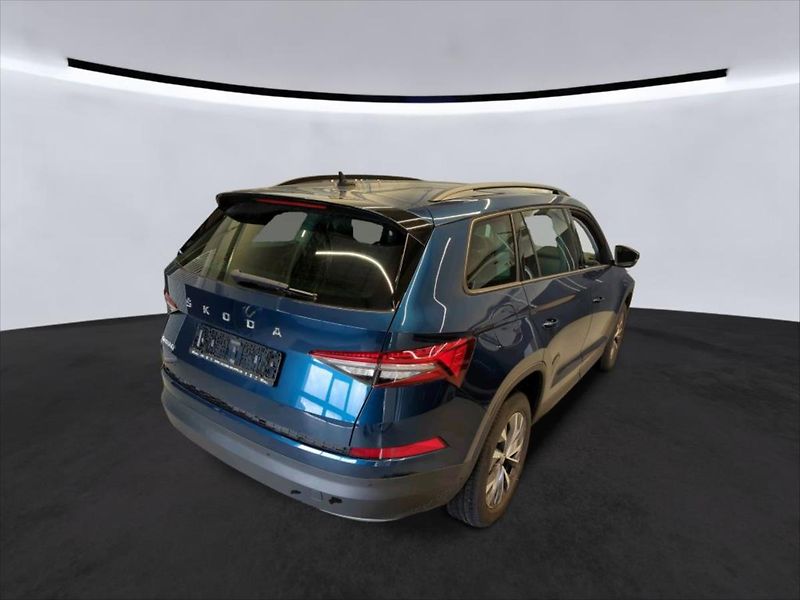 Škoda Kodiaq 2,0 TDI VIRTUÁL SIDE ASSIST - fotka 4 z 11