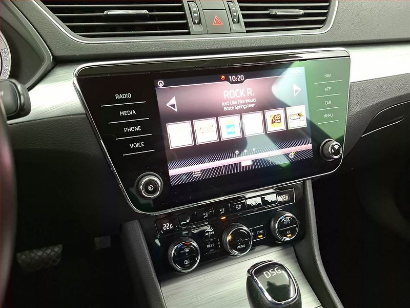 Škoda Superb (2020) Style Plus 2.0 TSI - fotka 12 z 21