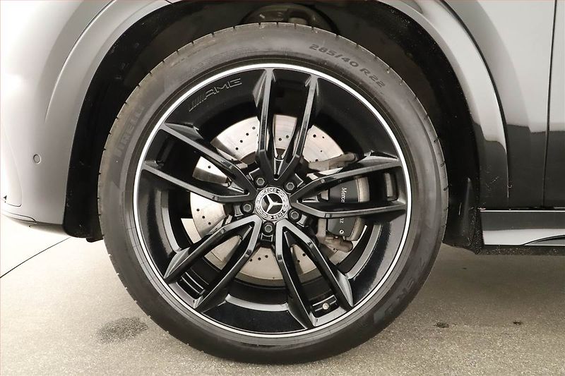 Mercedes-Benz GLE (2025) 450 d 4MATIC, AMG Line, Vzduch - fotka 12 z 20