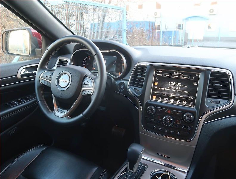 Jeep Grand Cherokee (2017) Limited 3.0 CRD - fotka 7 z 21